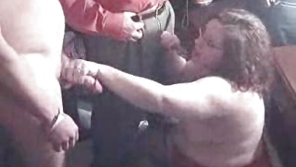 瑞恩康纳是你幻想中的混蛋色情明星