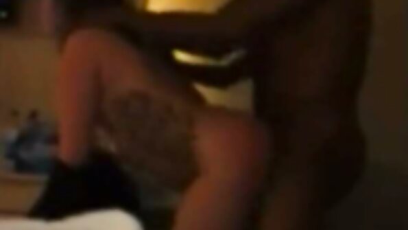 由于凯兰，放荡的阿德里安娜体验铁杆他妈的