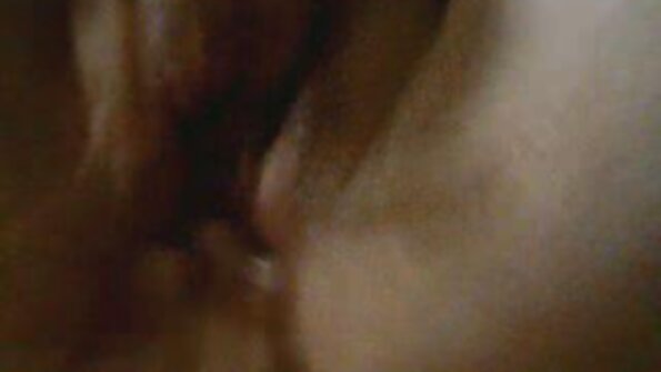 劳尔·科斯塔无缘无故地刺穿了青少年荡妇艾丽·罗斯的混蛋