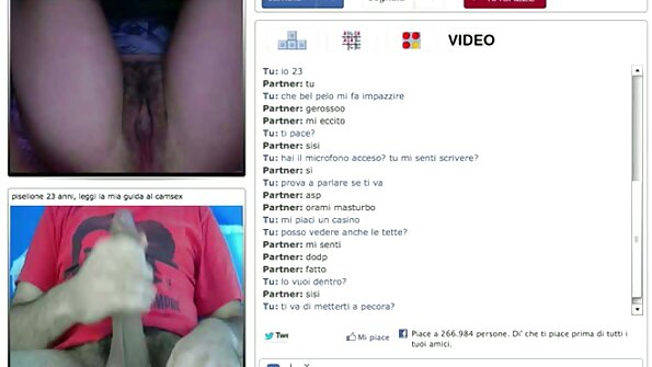 年轻的金发小妞被摄影师的鸡巴以 pov 风格性交