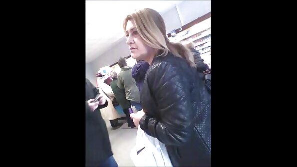 名叫杰西福斯特的瘦黑发模特骑着一个大鸡巴这么好