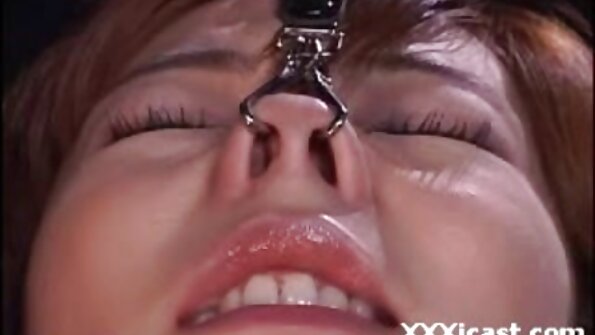 十八岁的女孩被兄弟的朋友性交