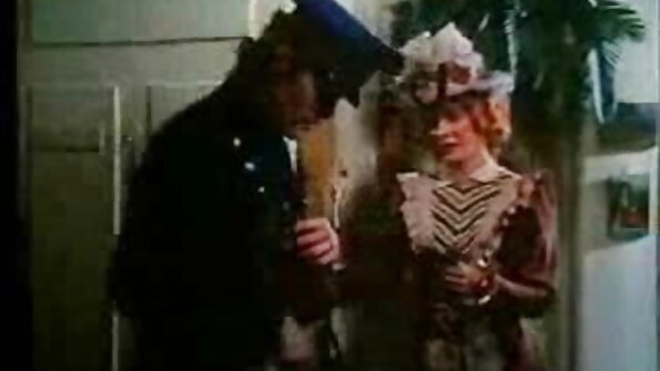 才华横溢的少女梅根温特斯被米克蓝色渗透