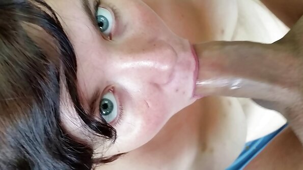 两个有甜美阴户的女孩互相舔得很好